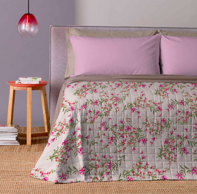 Jane Italian Pink Bedspread